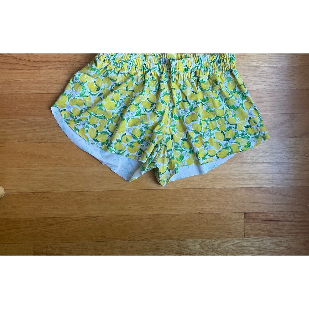 Lululemon women’s workout shorts with Lemons.